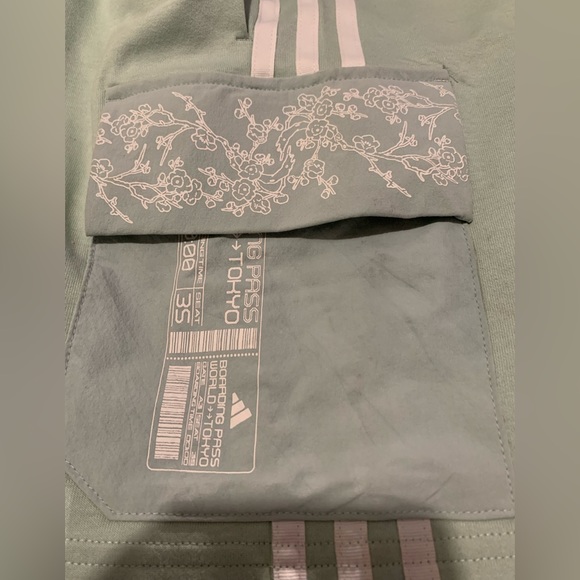 BNWOT Adidas women’s jumpsuit size 8 - Picture 4 of 6